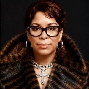 Classic POSHMARK Women Shop Here‼️💃🏼